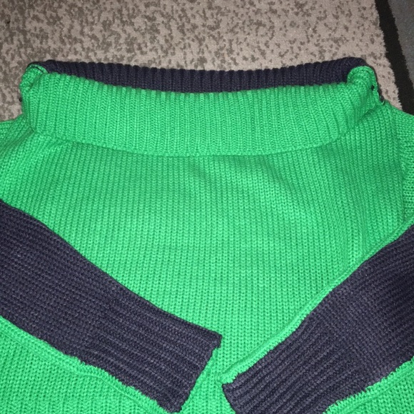 Sweater - Picture 2 of 4